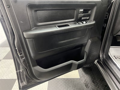 2018 RAM 3500 Tradesman Crew Cab 4x4 8' Box