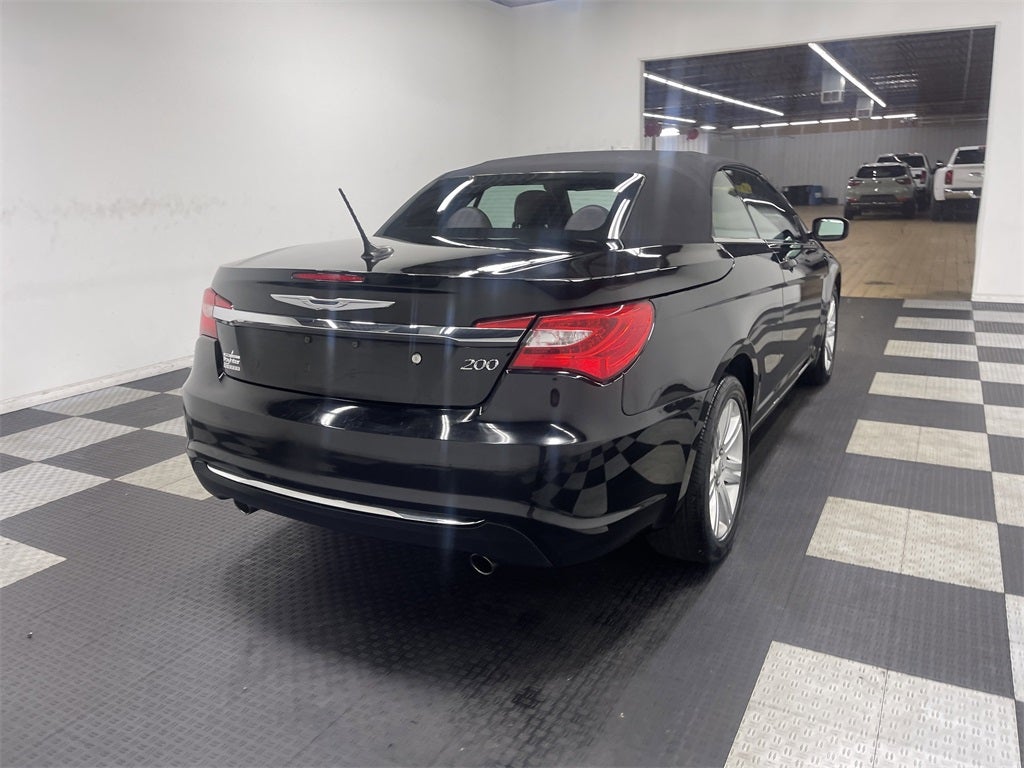 2012 Chrysler 200 Touring