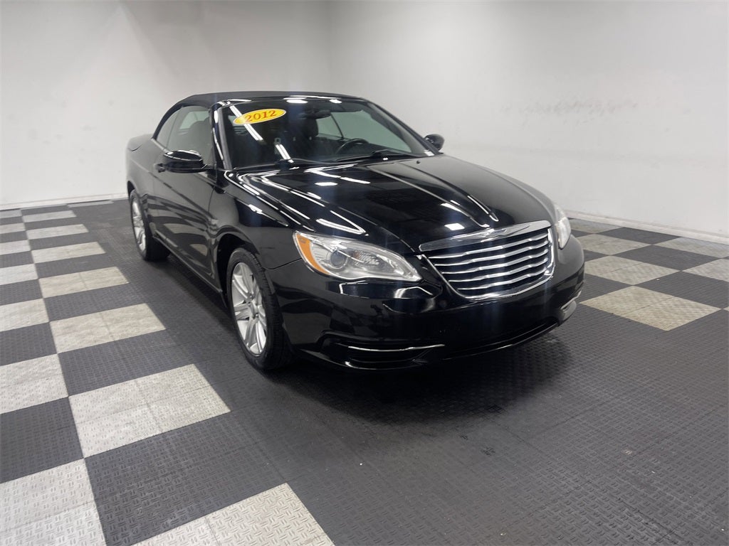 2012 Chrysler 200 Touring