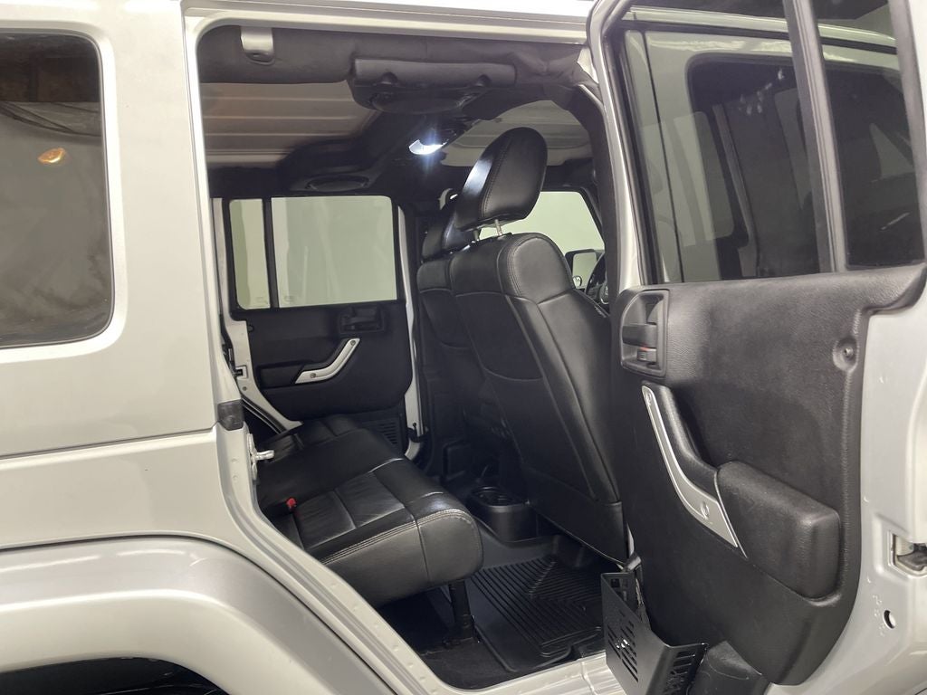 2012 Jeep Wrangler Unlimited Sahara