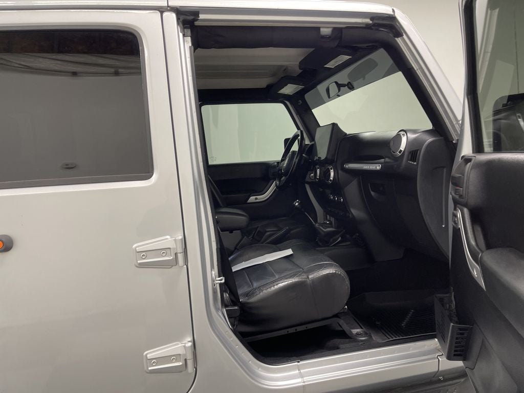 2012 Jeep Wrangler Unlimited Sahara
