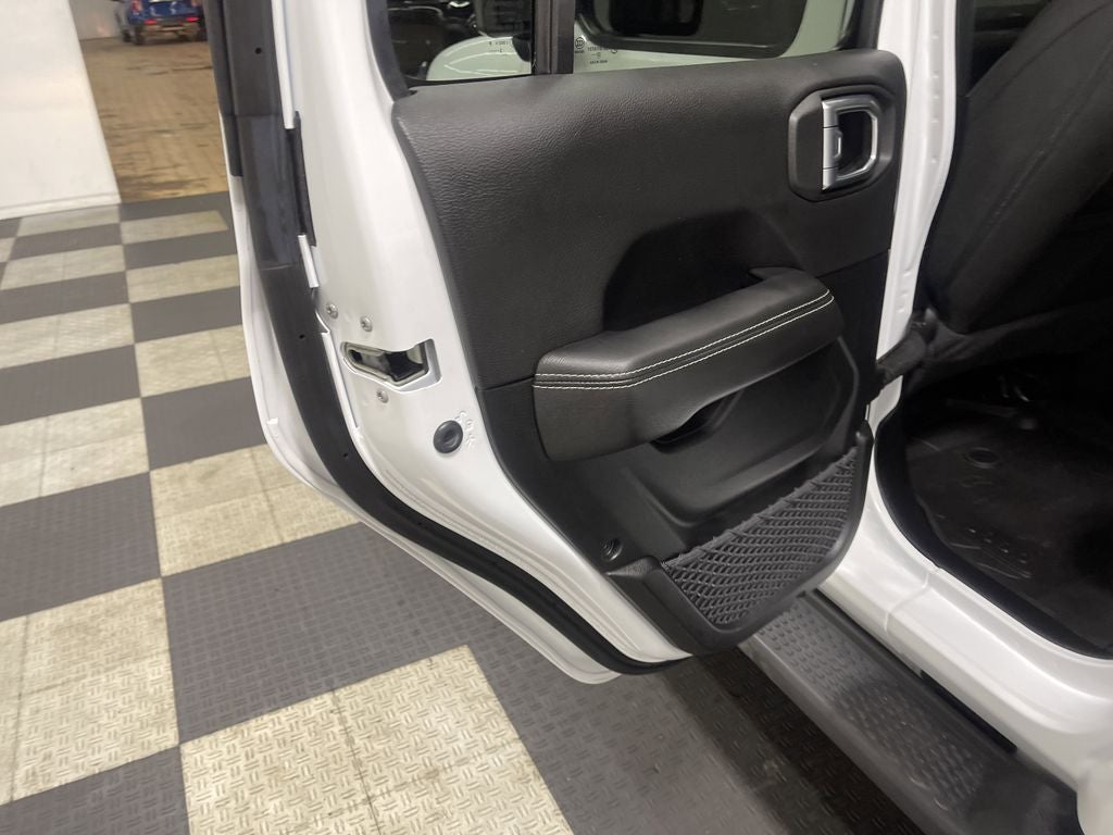 2023 Jeep Wrangler 4-Door Sahara 4x4