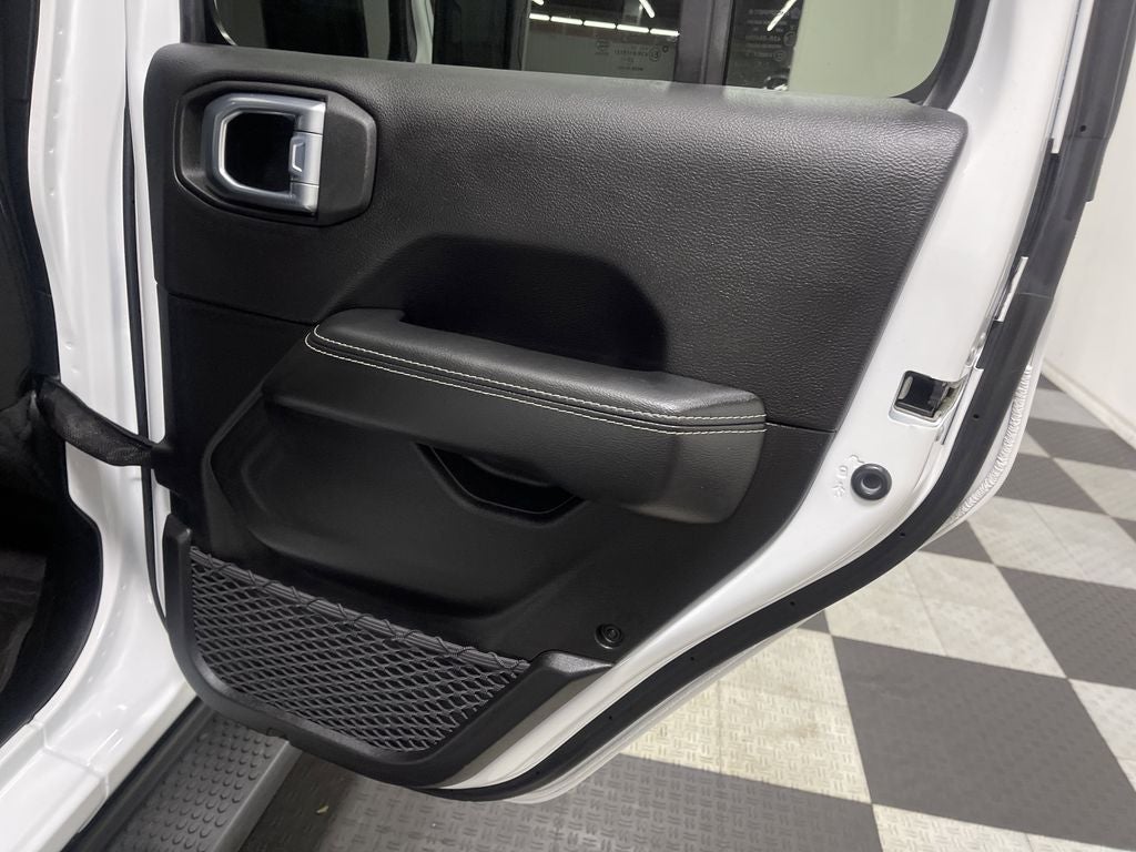 2023 Jeep Wrangler 4-Door Sahara 4x4