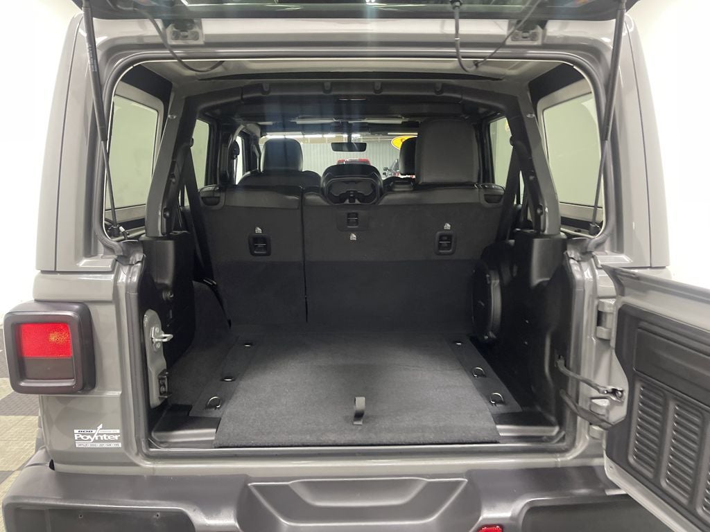 2022 Jeep Wrangler Unlimited Sahara 4x4