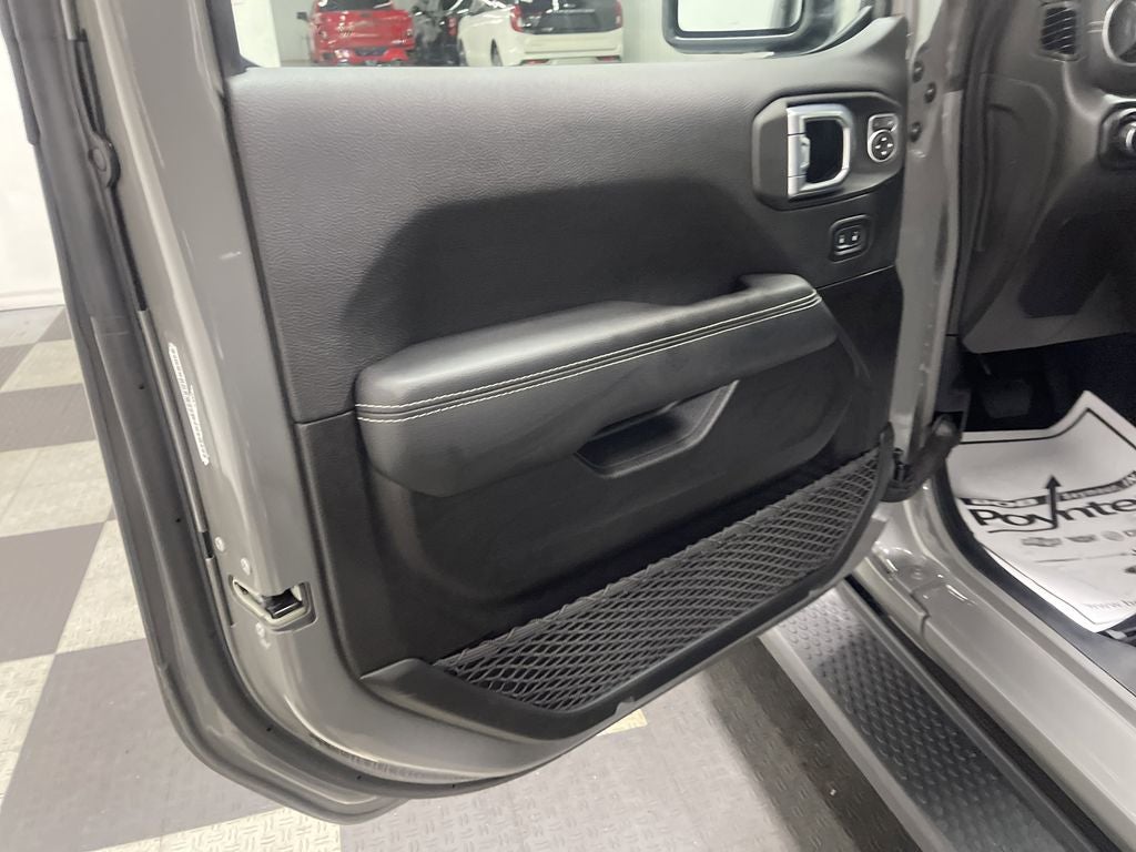 2022 Jeep Wrangler Unlimited Sahara 4x4