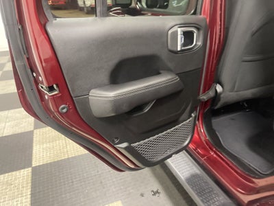 2022 Jeep Wrangler Unlimited Sahara 4x4