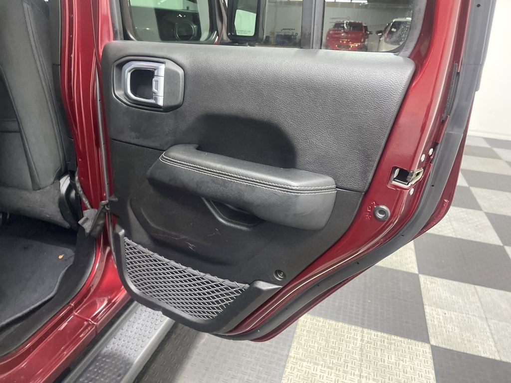 2022 Jeep Wrangler Unlimited Sahara 4x4