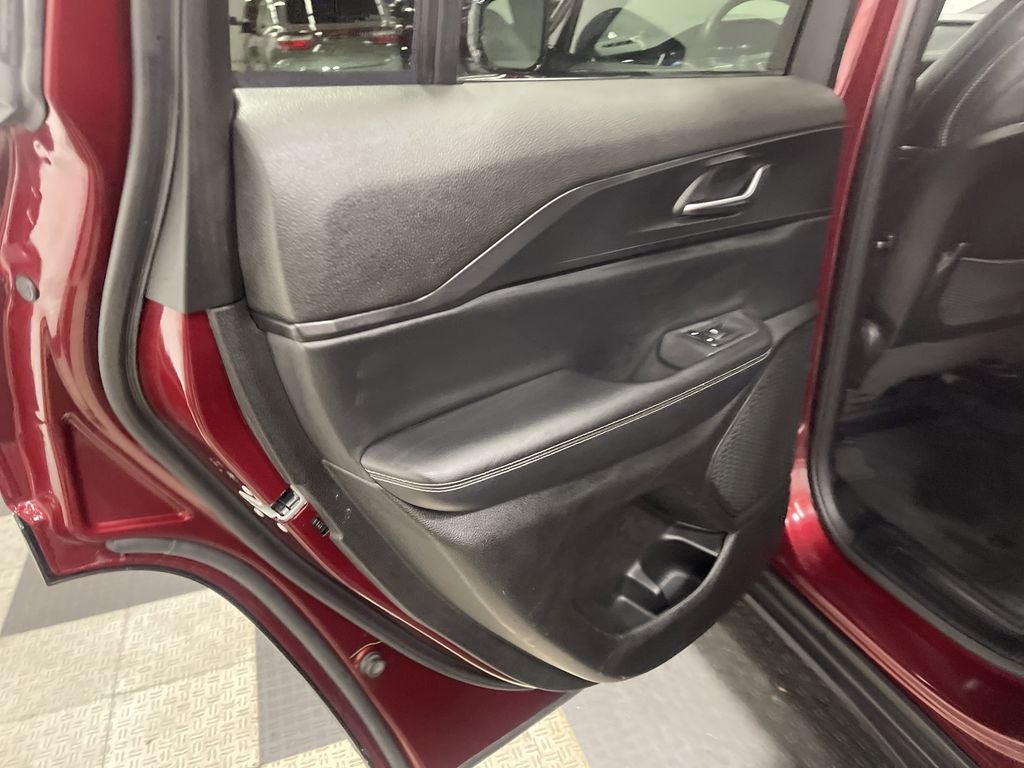 2023 Jeep Grand Cherokee Altitude 4x2