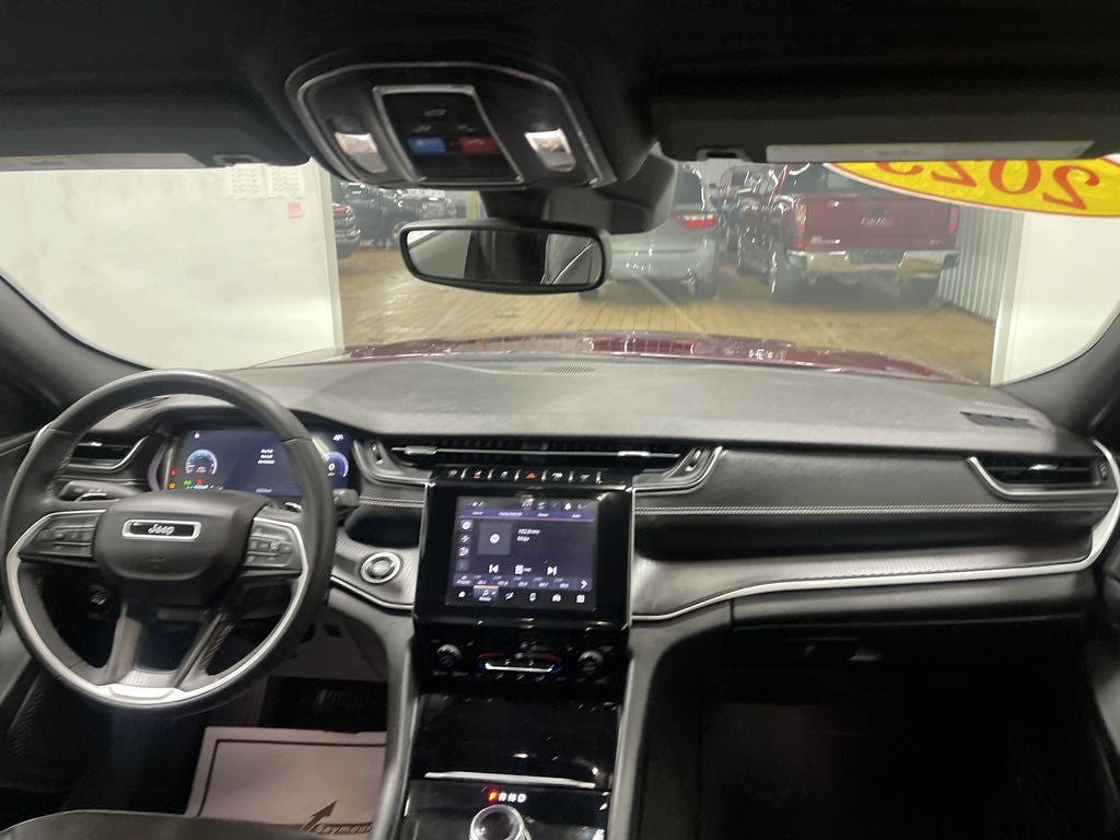 2023 Jeep Grand Cherokee Altitude 4x2