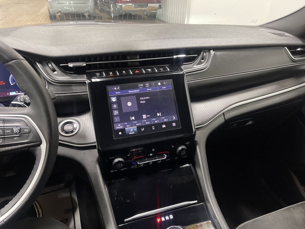 2023 Jeep Grand Cherokee Altitude 4x2