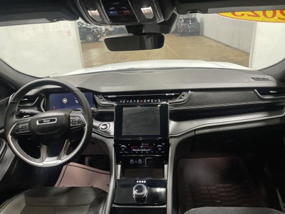 2025 Jeep Grand Cherokee Altitude 4x4