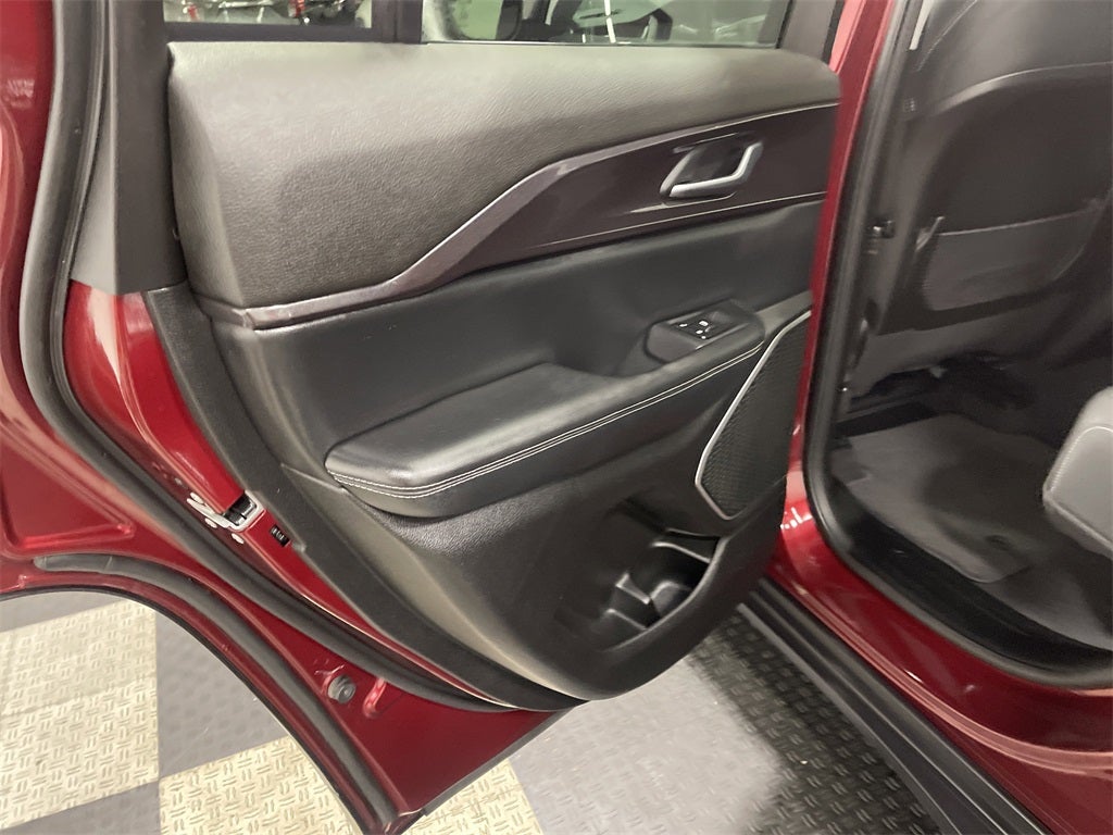 2022 Jeep Grand Cherokee Laredo 4x4