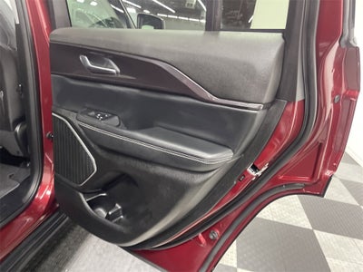 2022 Jeep Grand Cherokee Laredo 4x4