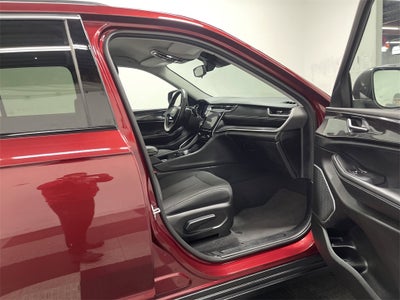 2022 Jeep Grand Cherokee Laredo 4x4