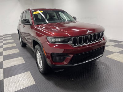 2022 Jeep Grand Cherokee Laredo 4x4