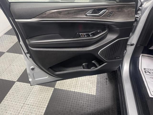 2022 Jeep Grand Cherokee Limited 4x4