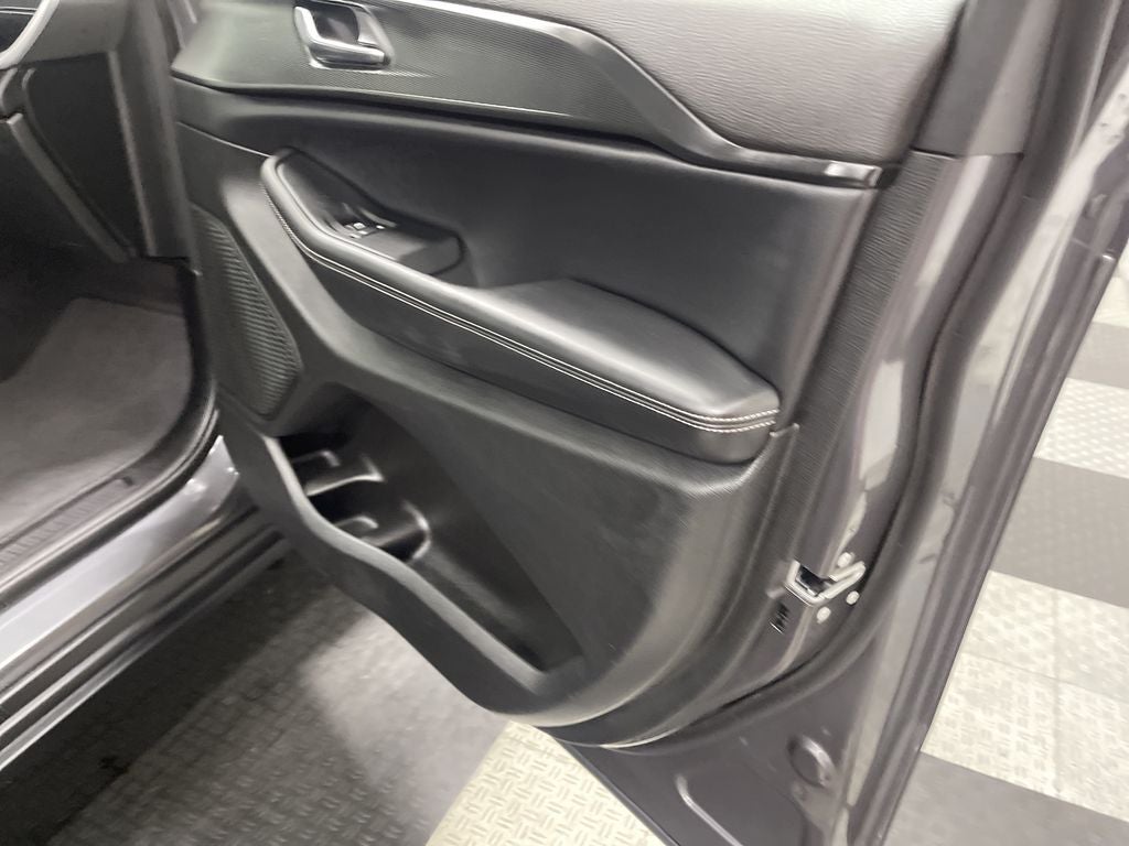 2025 Jeep Grand Cherokee L Laredo X 4x4
