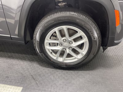 2025 Jeep Grand Cherokee L Laredo X 4x4