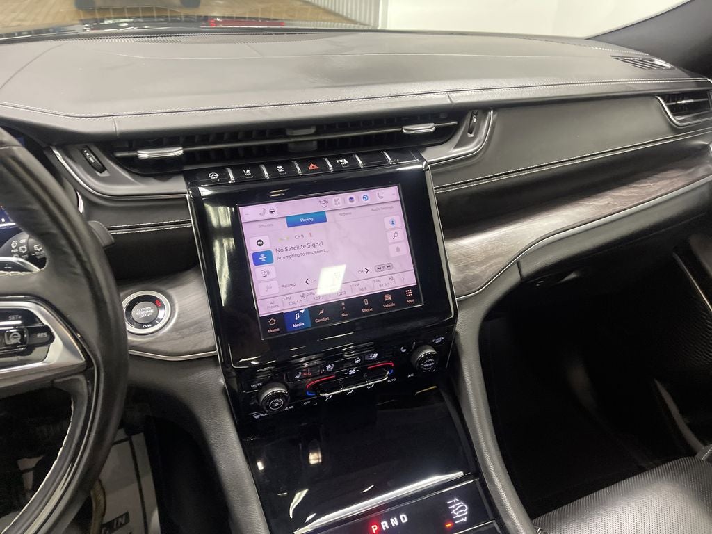 2022 Jeep Grand Cherokee L Overland 4x4