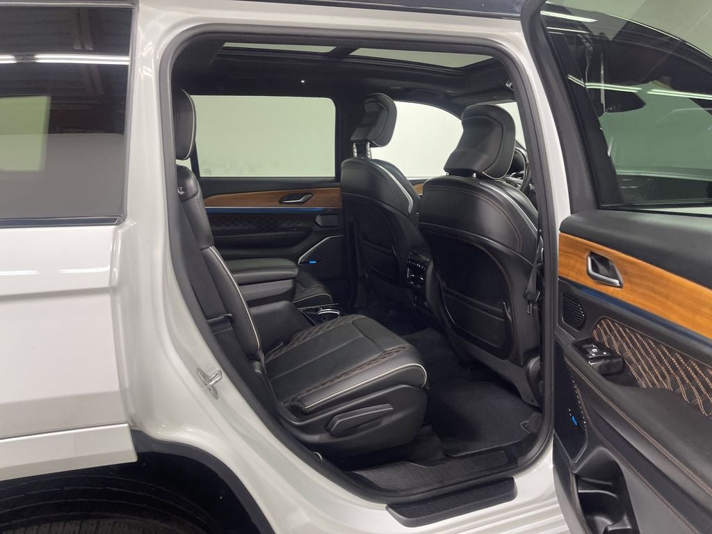 2023 Jeep Grand Cherokee L Summit Reserve 4x4