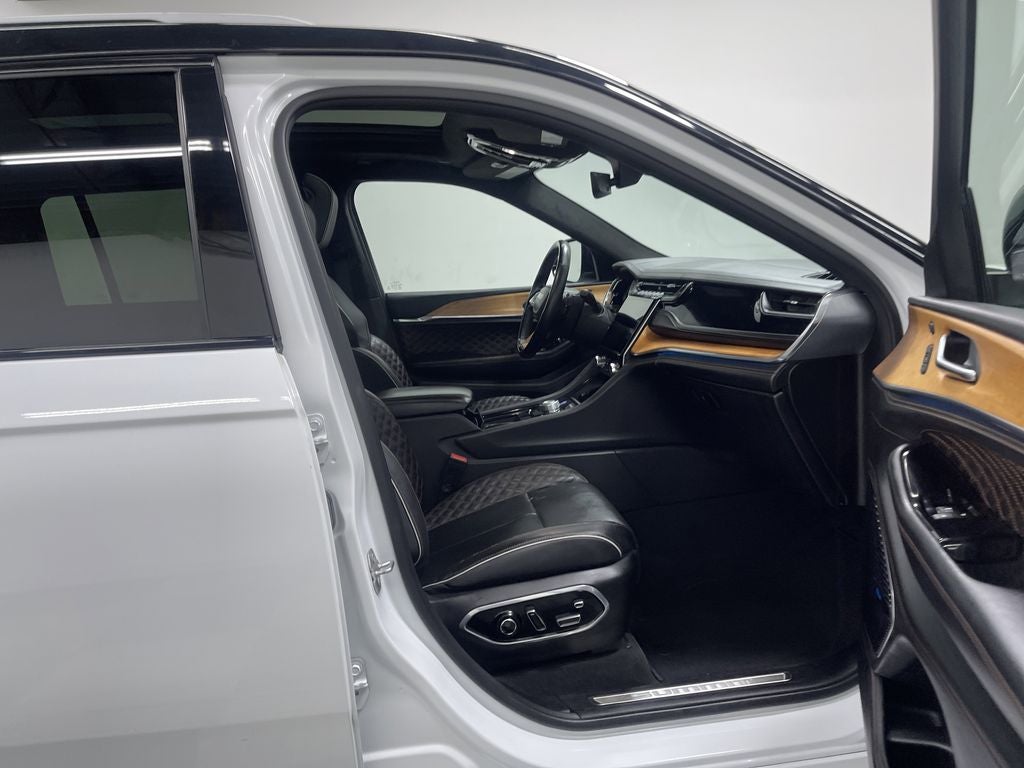 2023 Jeep Grand Cherokee L Summit Reserve 4x4