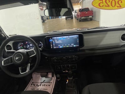 2025 Jeep Wrangler 4xe Sahara 4xe
