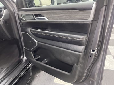 2024 Jeep Wagoneer L Series II 4x2