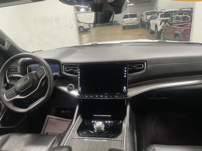 2024 Jeep Wagoneer L Series II 4x2