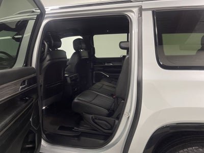 2023 Jeep Wagoneer L Series II 4x2