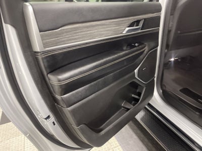 2023 Jeep Wagoneer L Series II 4x2