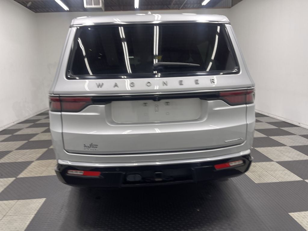 2023 Jeep Wagoneer L Series II 4x2