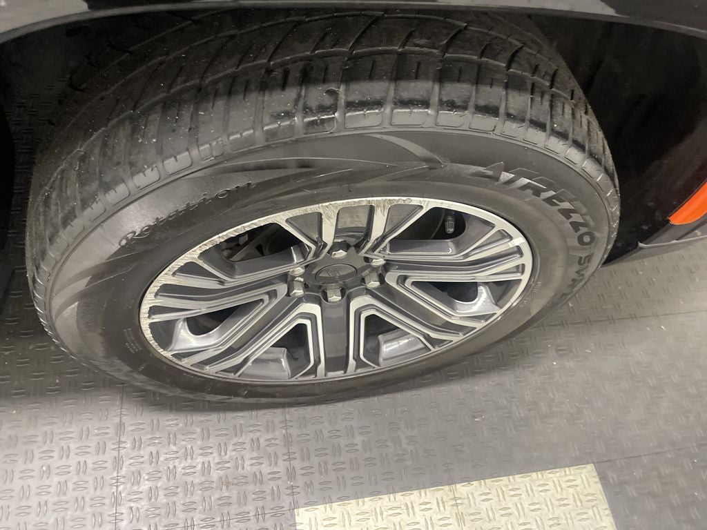 2024 Jeep Wagoneer L Series II 4x2