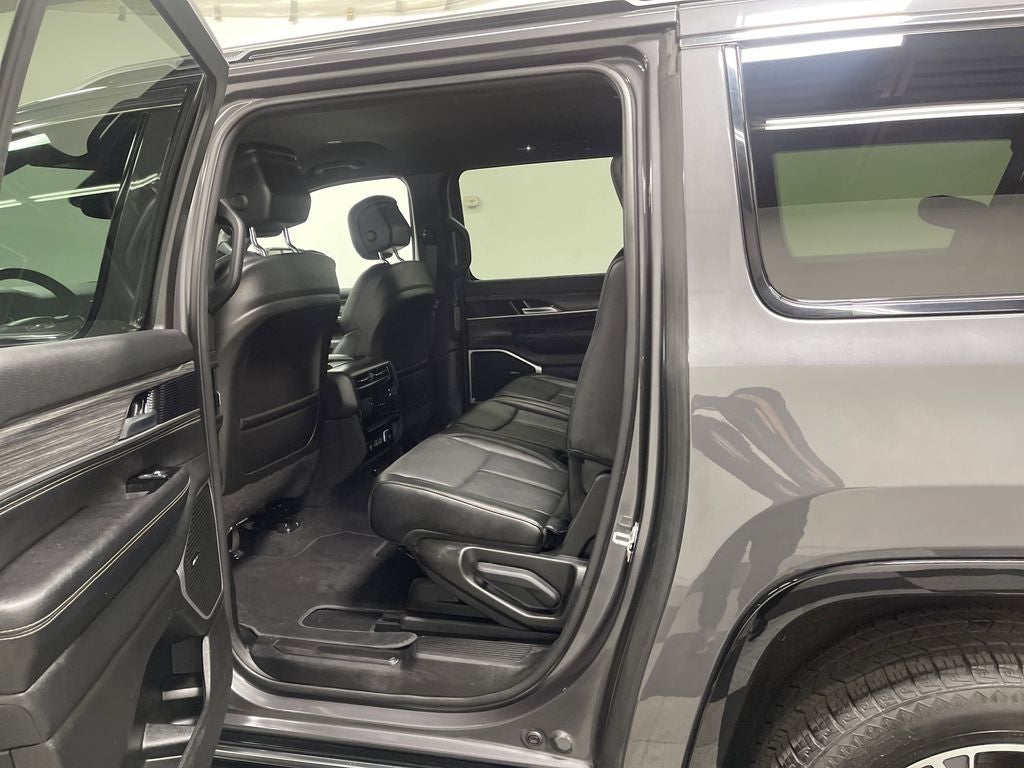 2024 Jeep Wagoneer L Series II 4x4