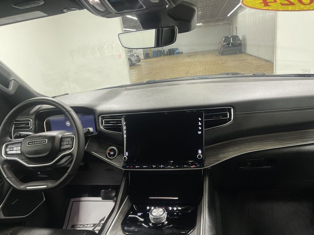 2024 Jeep Wagoneer L Series II 4x4