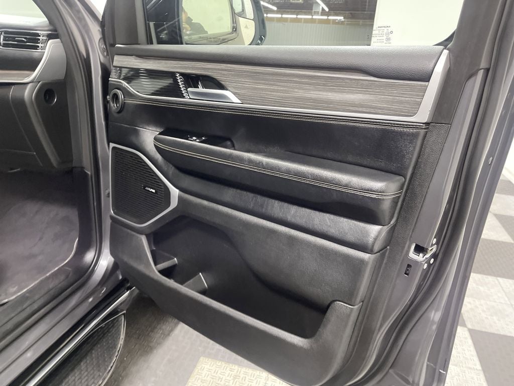 2024 Jeep Wagoneer L Series II 4x4