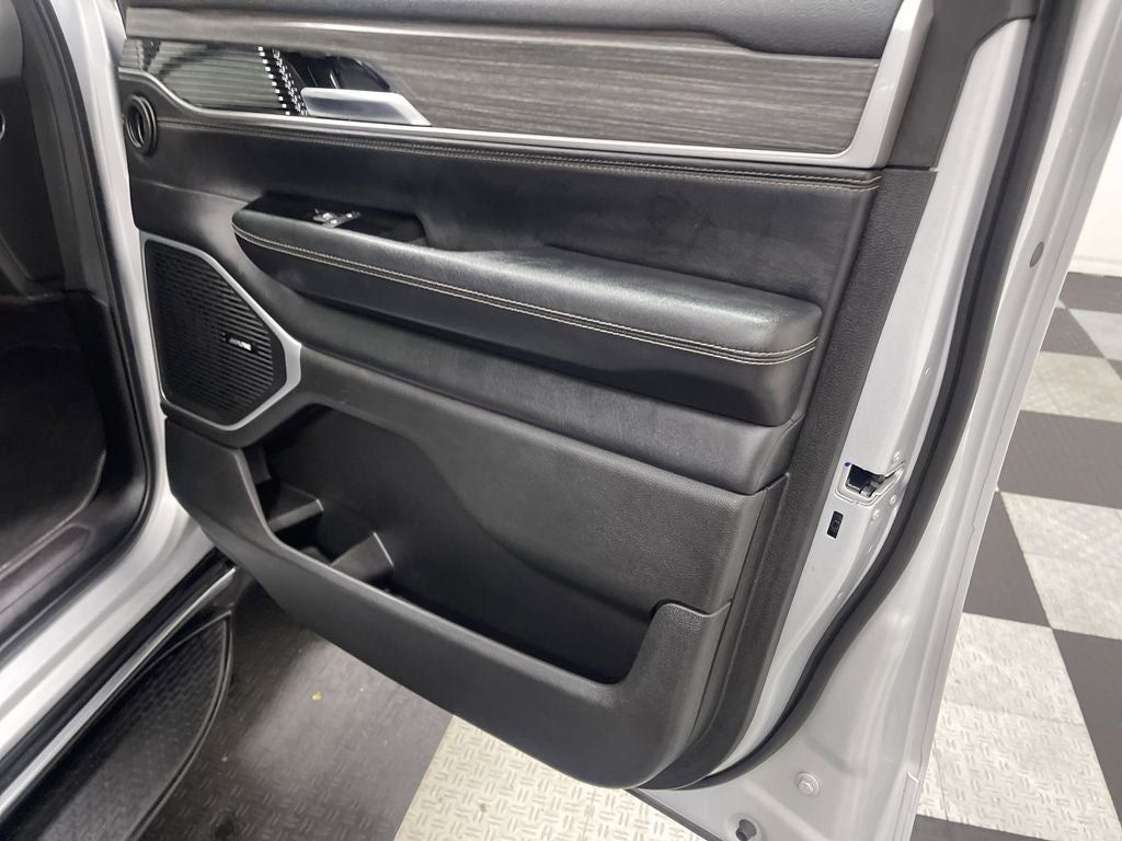 2024 Jeep Wagoneer L Series II 4x4