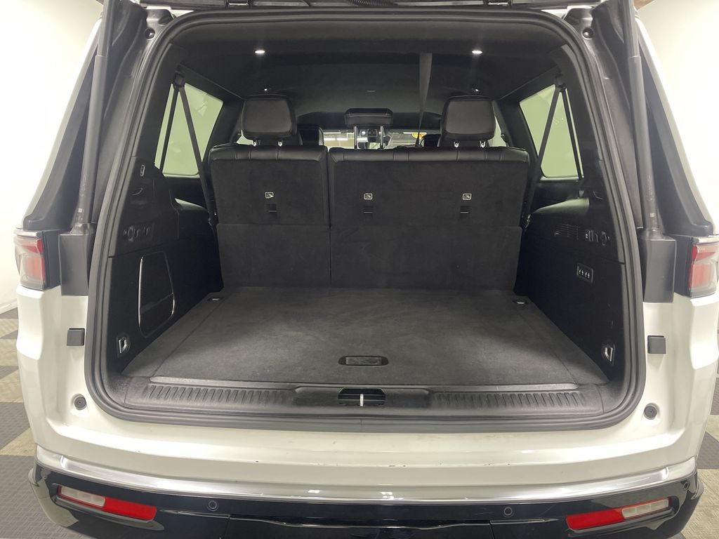 2024 Jeep Wagoneer L Series II 4x4