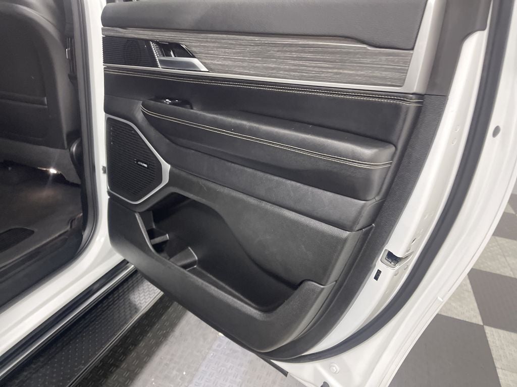 2024 Jeep Wagoneer L Series II 4x4