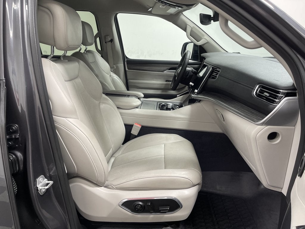 2024 Jeep Wagoneer Series II 4x2