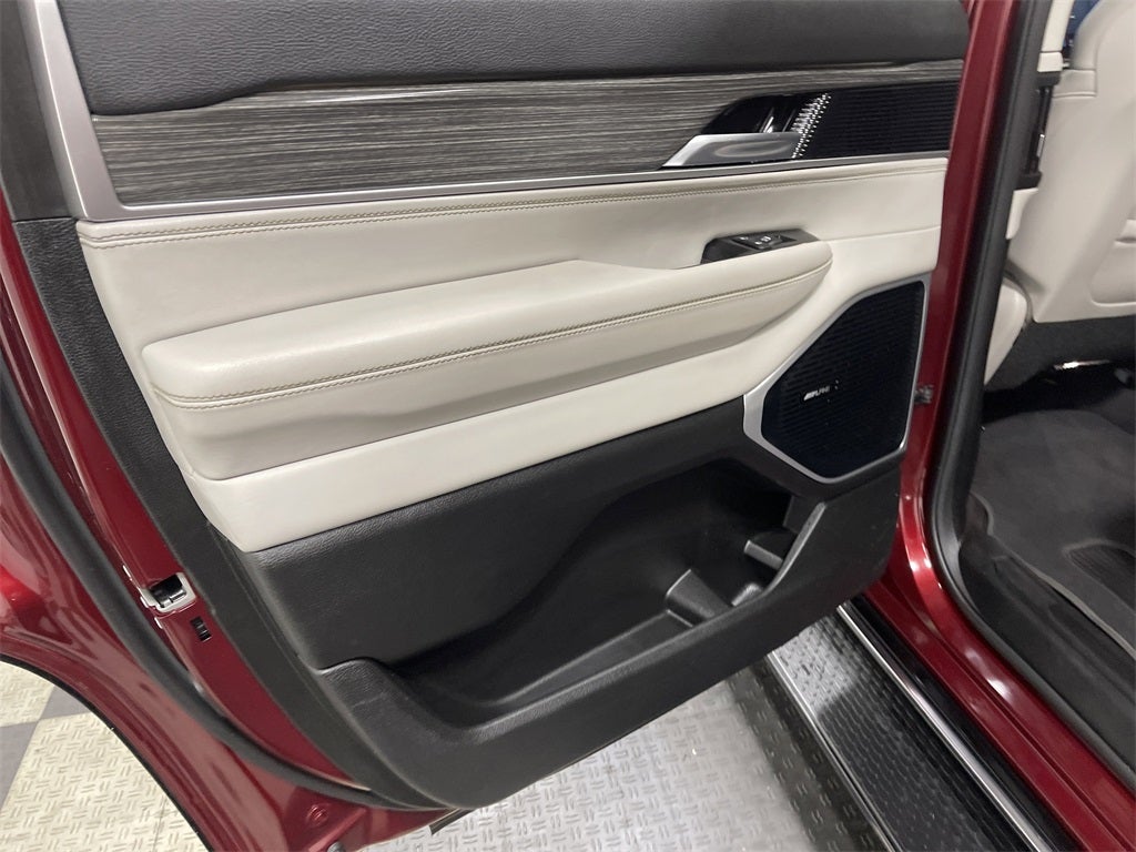 2022 Jeep Wagoneer Series II 4x2