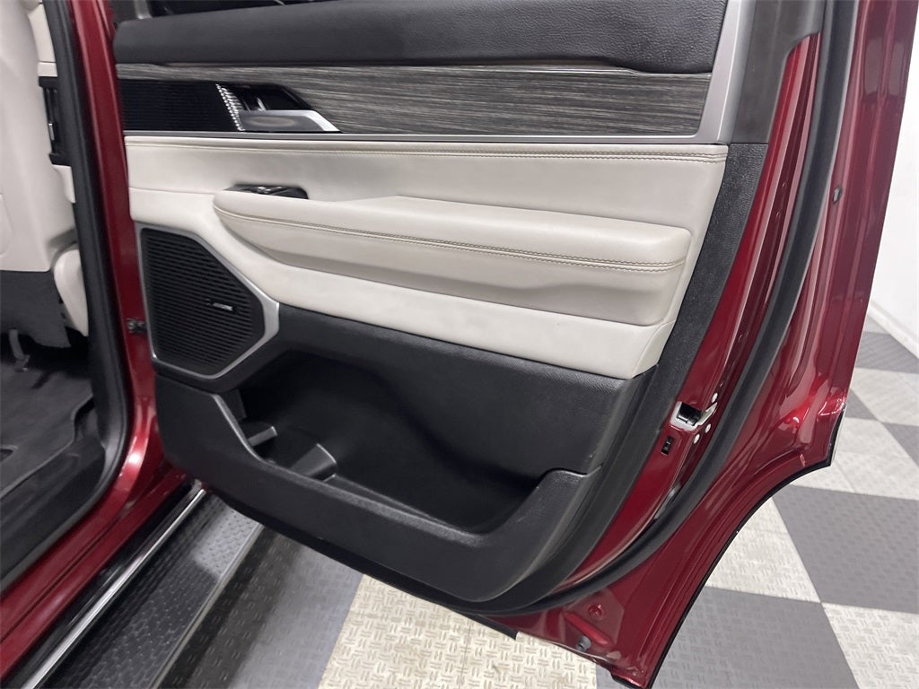 2022 Jeep Wagoneer Series II 4x2