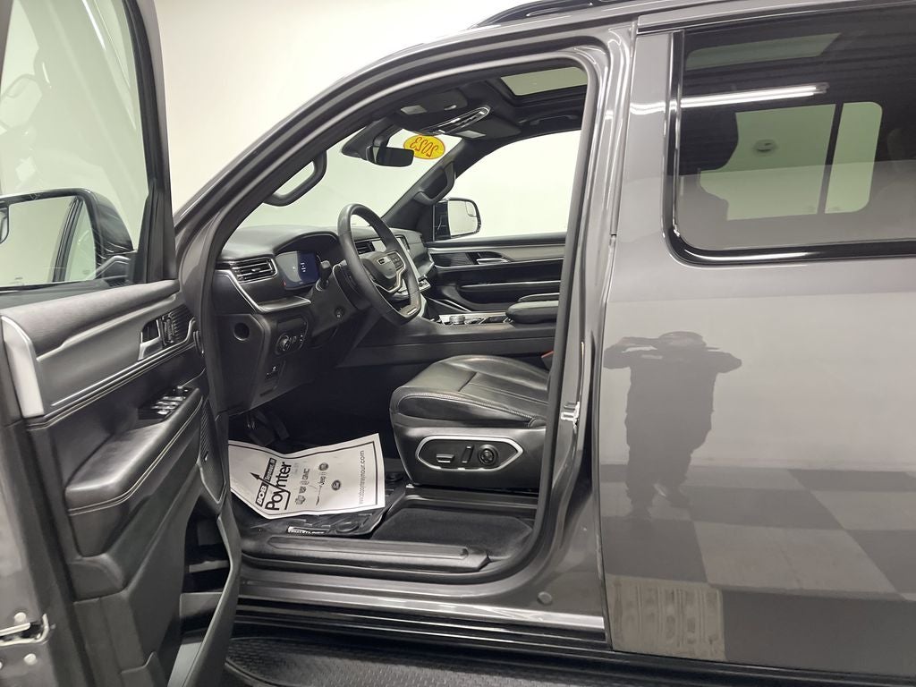 2023 Jeep Wagoneer Series II Carbide 4x4