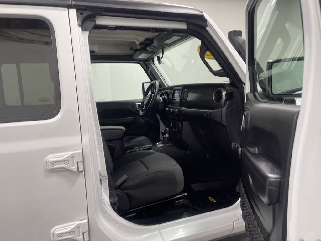 2022 Jeep Gladiator Willys Sport 4x4