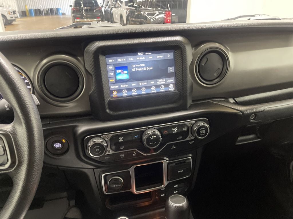 2022 Jeep Gladiator Willys Sport 4x4