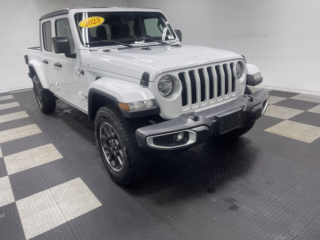 2023 Jeep Gladiator Overland 4x4