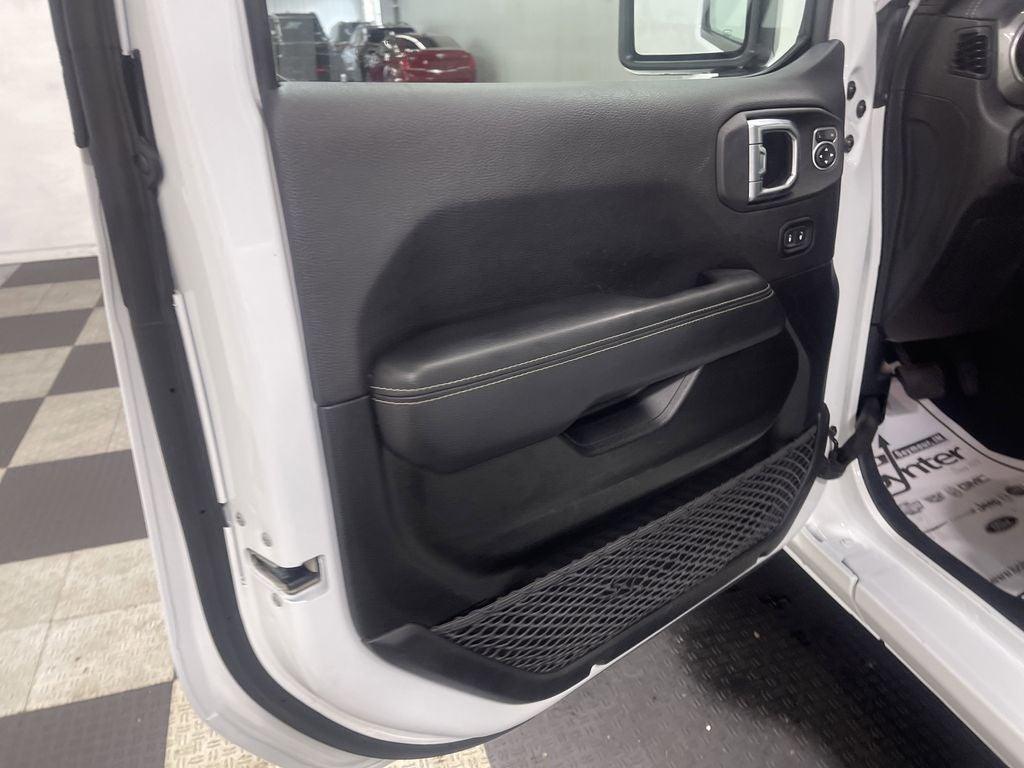 2023 Jeep Gladiator Overland 4x4