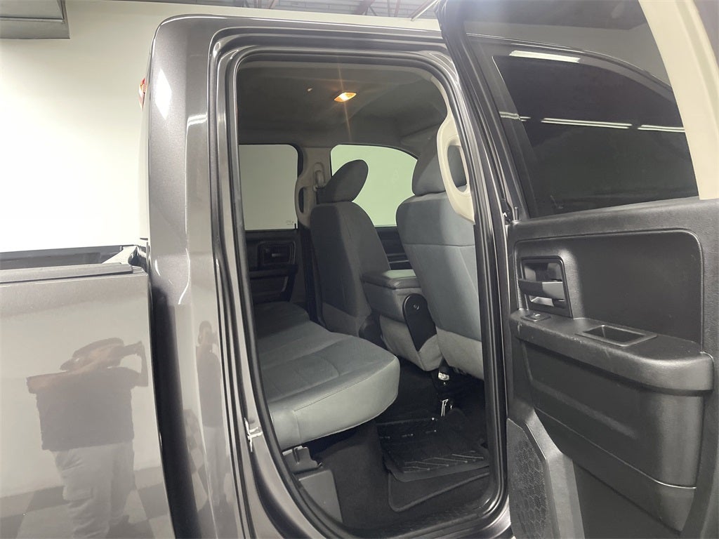 2019 RAM 1500 Classic Express Quad Cab 4x4 6'4' Box