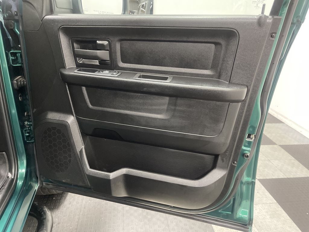 2022 RAM 1500 Classic Tradesman Quad Cab 4x4 6'4' Box