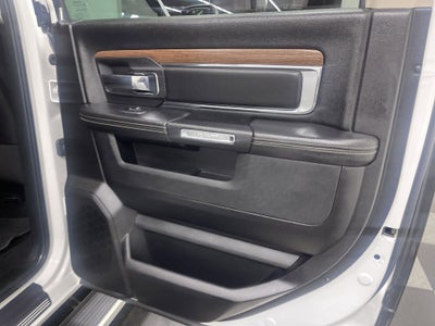 2018 RAM 1500 Laramie Crew Cab 4x4 5'7' Box