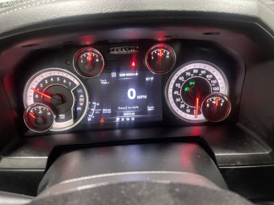 2018 RAM 1500 Laramie Crew Cab 4x4 5'7' Box
